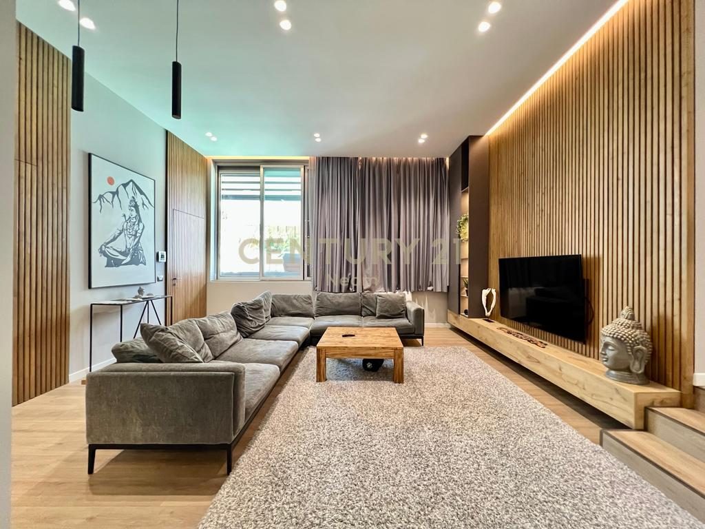 SHESIM, APARTAMENT PREMIUM 3+1+2 me PISHINË & POST PARKIMI‼️