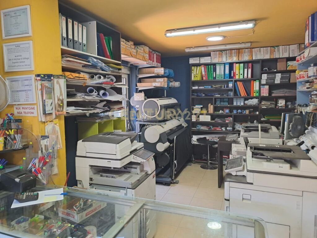SHITET AKTIVITET BIZNESI KANCELARI + FOTOKOPJE PRANE FAKULTETIT TE INXHINIERISE SE NDERTIMIT NE TIRANE! - Century 21 Alb...