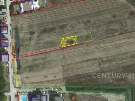 Shitet Tokë e vendosur në periferi të Kavajës Karpen  Pamje Fantastike nga Deti - 300000€ | 1785m²