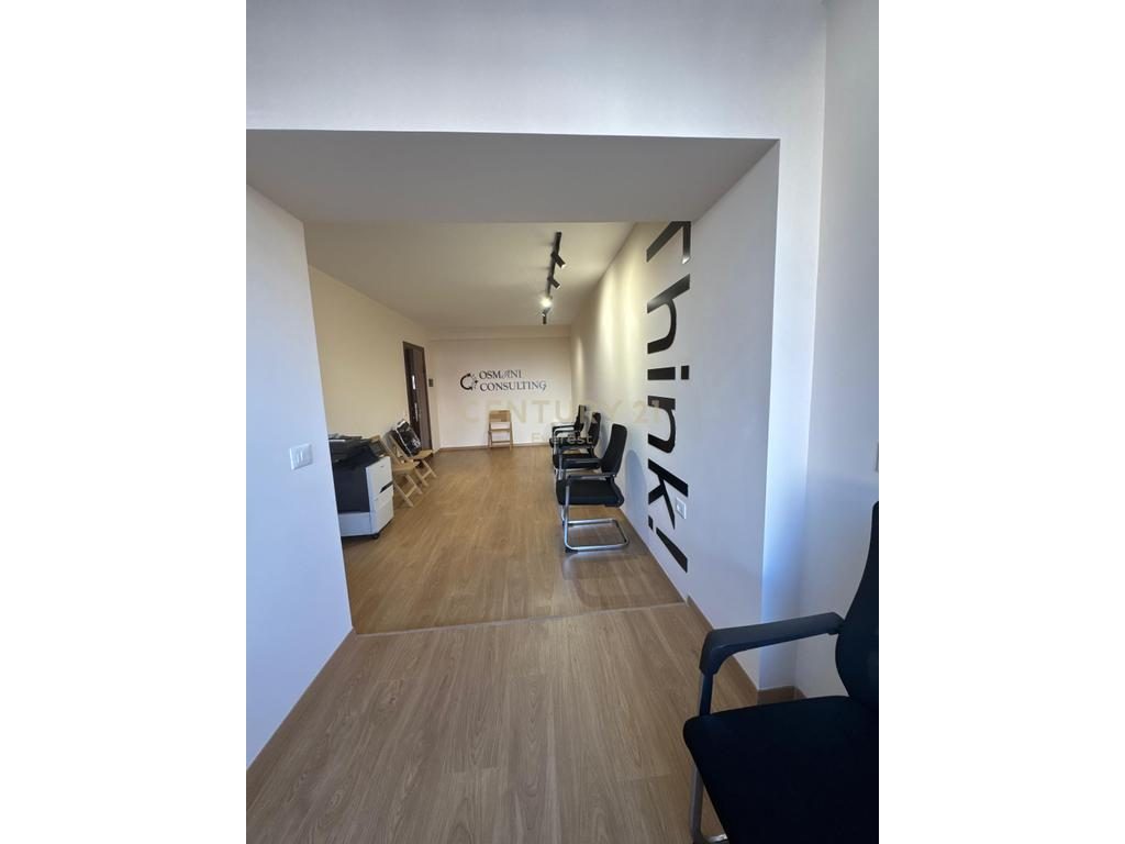 BLV. ZOGU I PARE, JAPIM ME QIRA APARTAMENT PER ZYRE