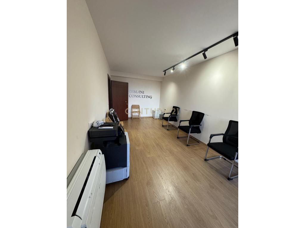 BLV. ZOGU I PARE, JAPIM ME QIRA APARTAMENT PER ZYRE