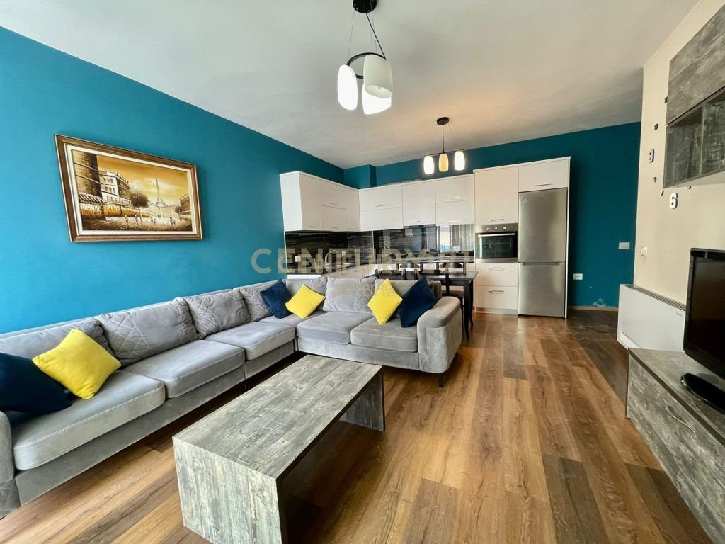 JEPET ME QIRA  APARTAMENT 2+1+2, KOPSHTI ZOOLOGJIK