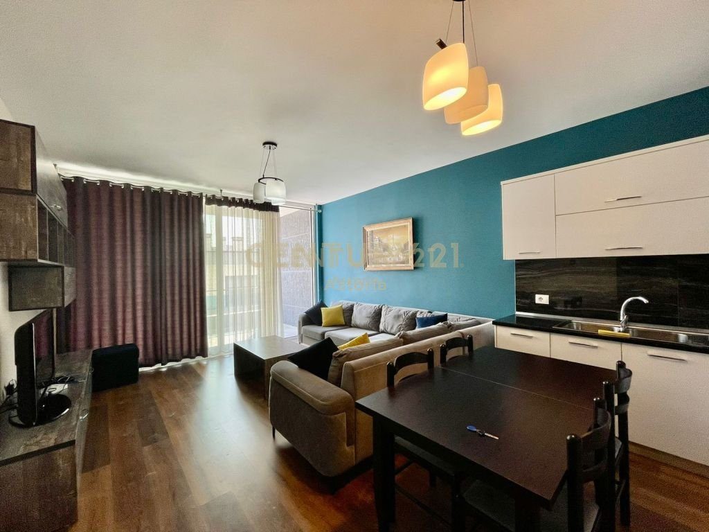 JEPET ME QIRA  APARTAMENT 2+1+2, KOPSHTI ZOOLOGJIK