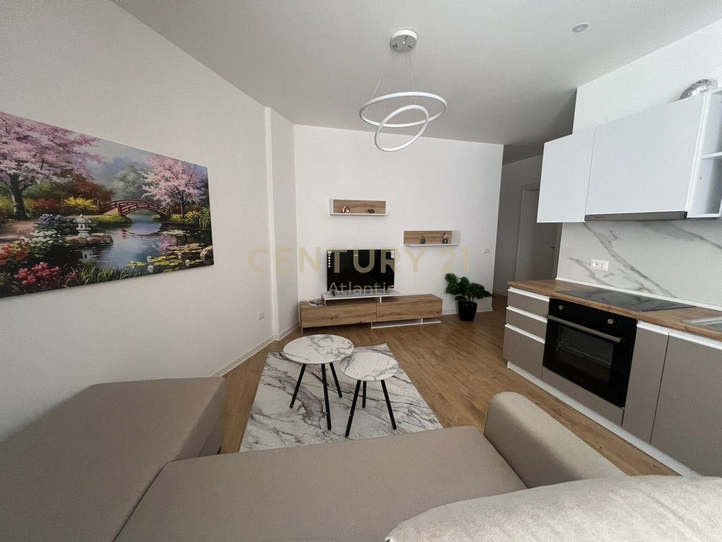 SHITET APARTAMENT 1+1 VIJE E PARE ME DETIN SHKEMBI KAVAJES "