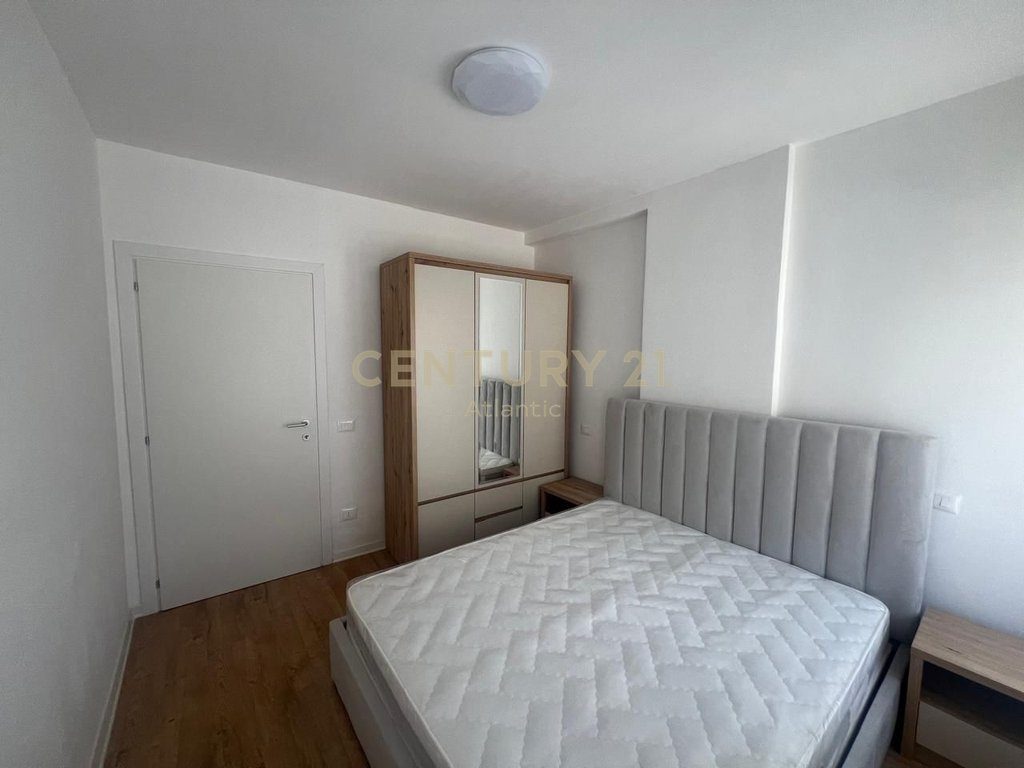 SHITET APARTAMENT 1+1 VIJE E PARE ME DETIN SHKEMBI KAVAJES "