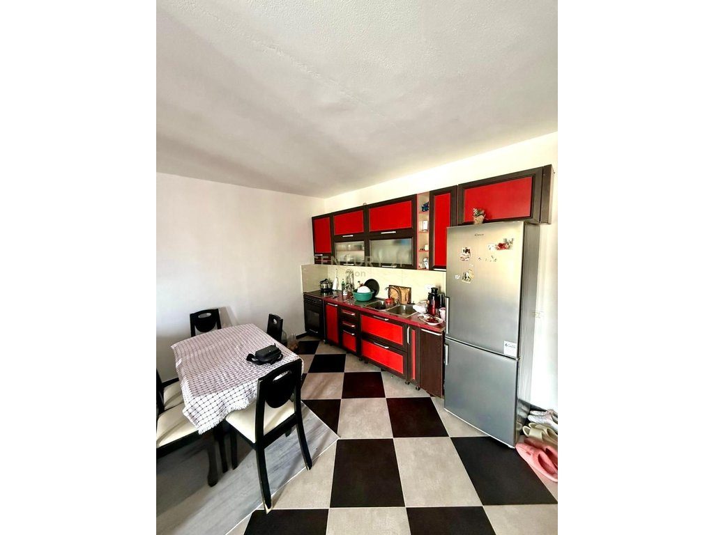 SHITET APARTAMENT 2+1 NE PLAZH, ILIRIA !