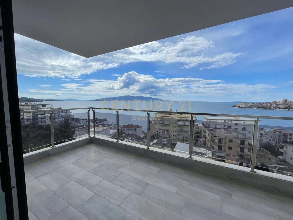 SARANDE, SHESIM APARTAMENT 2+1 ME PAMJE NGA DETI PRANE VILES QEVERITARE