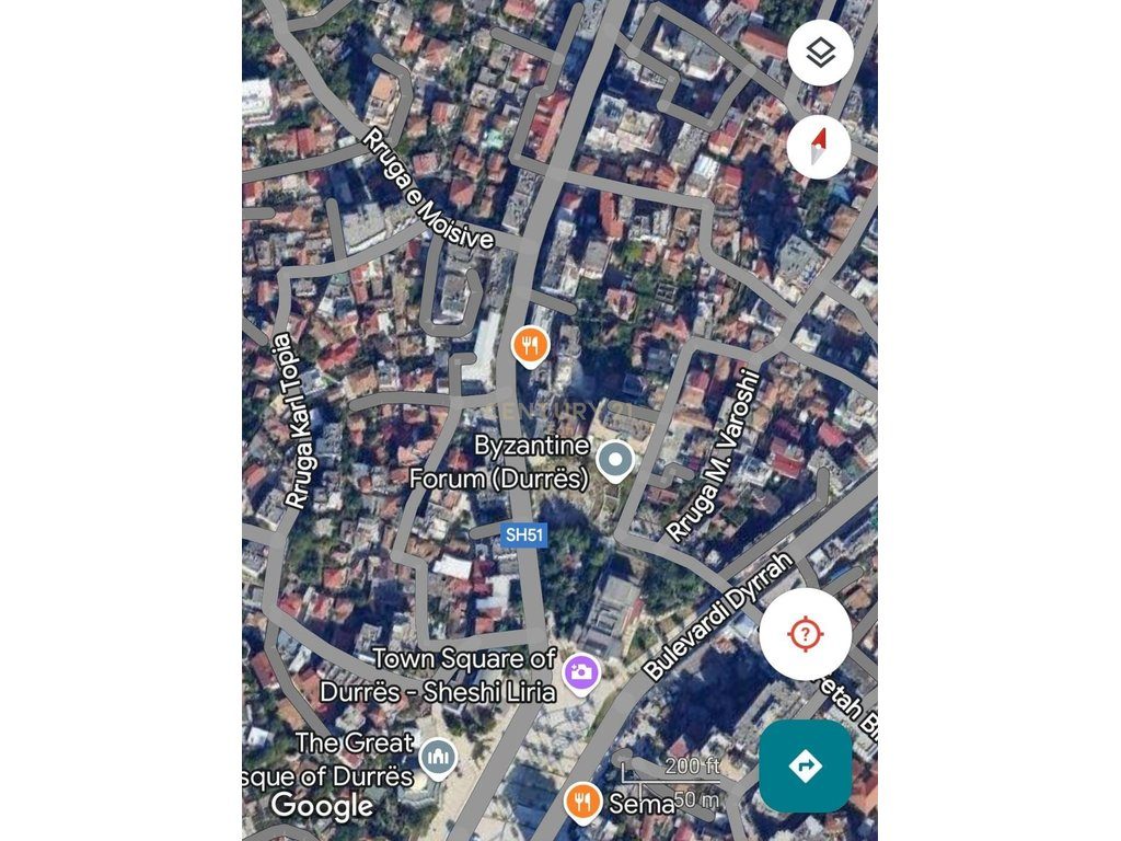 Tokë për Shitje me Njolle Ndërtimi në Qendër