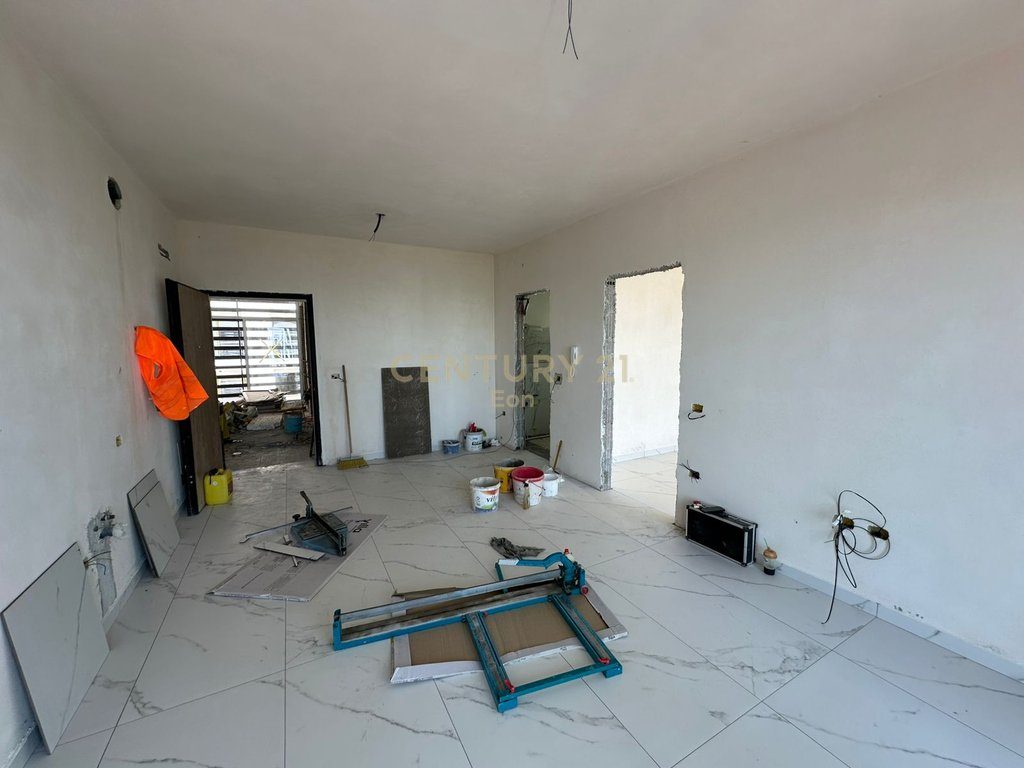 SHITET APARTAMENT 1+1 PALLATI PARE ME PAMJE DETI TEK LIBURNA REZIDENCE!