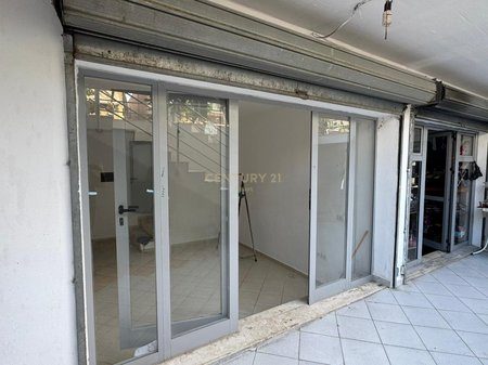 SHESIM AMBIENT KOMERCIAL NE KRYQEZIMIN  PRANE STUDIO BLETA ,VLORE !!!!