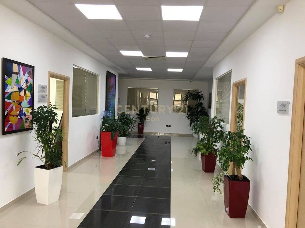 SHITET AMBIENT 996M2 PER SHUME QELLIME TEK VILA E ZOGUT!