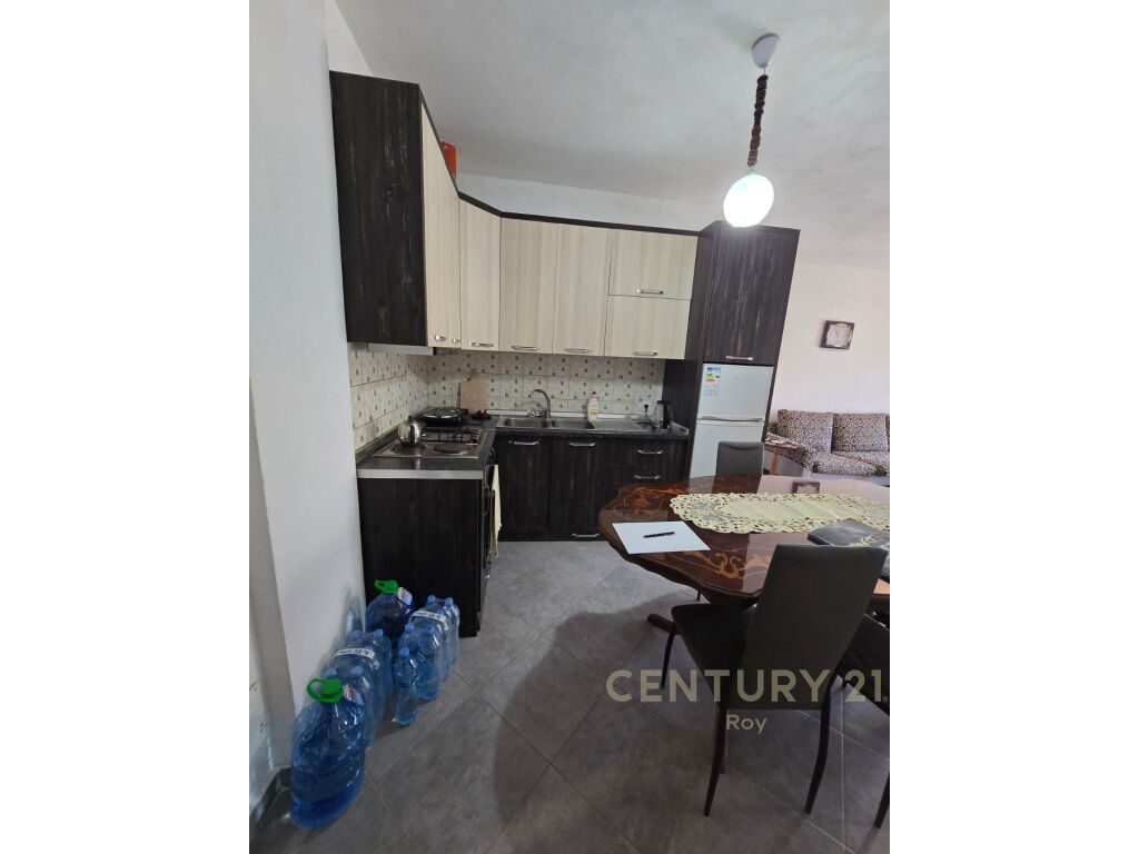 SHITET APARTAMENT SHUME PRANE DETIT NE GOLEM,DURRES!!!