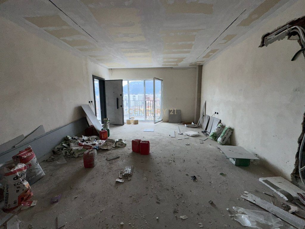 Apartament Modern 1+1 në Rruga Bardhyl, Tirana
