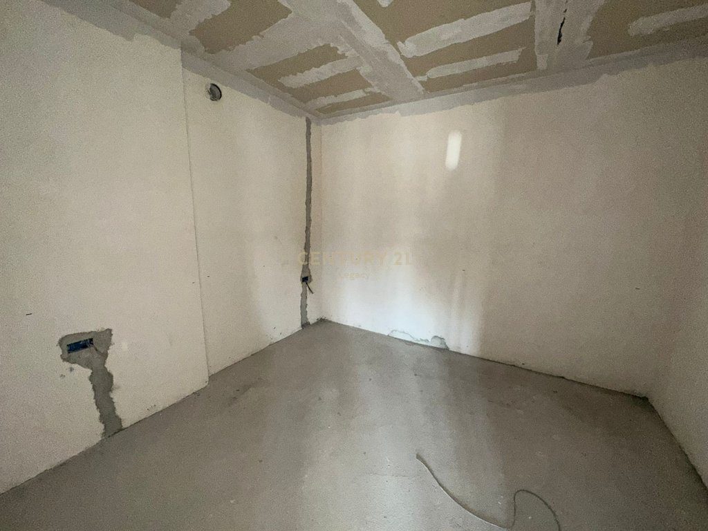 Apartament Modern 1+1 në Rruga Bardhyl, Tirana