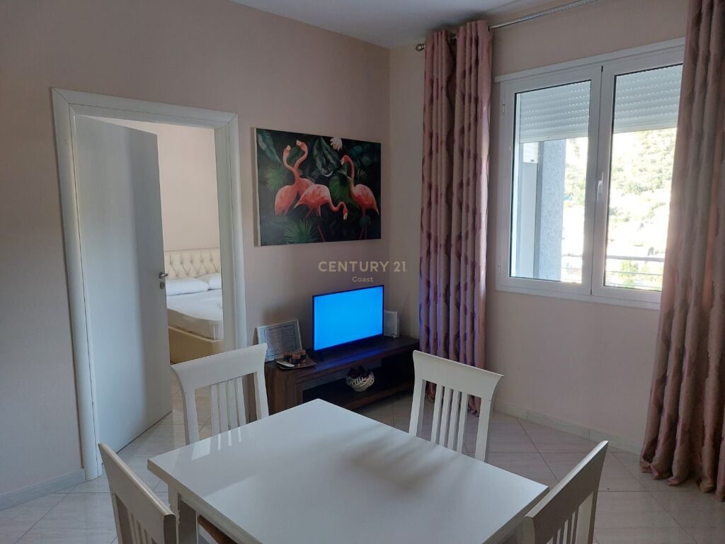 "SUPER OKAZION" APARTAMENT PËR SHITJE 2+1 NË LUNGOMARE, VLORË