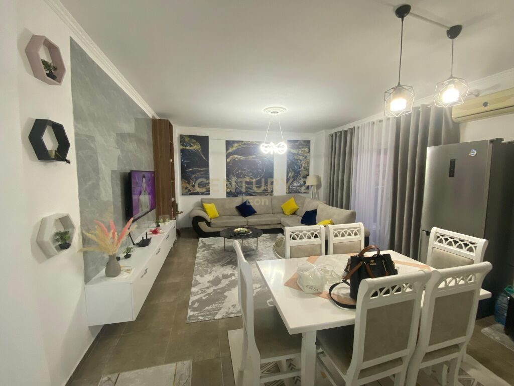 SHESIM SUPER APARTAMENT 2+1+2 PRANE SHKOLES EFTALI KOCI!