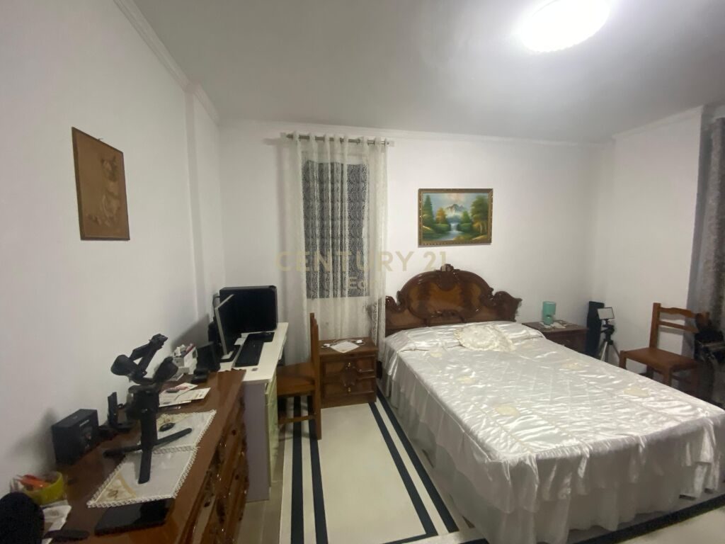 SHESIM SUPER APARTAMENT 2+1+2 PRANE SHKOLES EFTALI KOCI!
