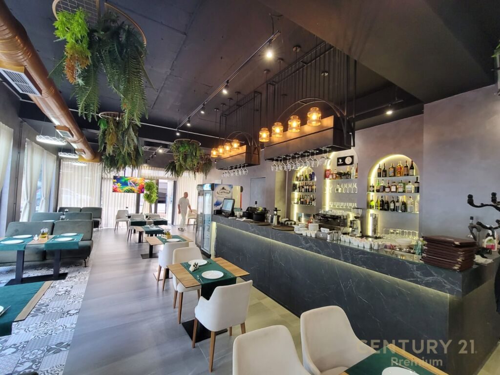 SHITET BIZNES BAR-RESTORANT PRANE KOMISARIATIT NR 4!