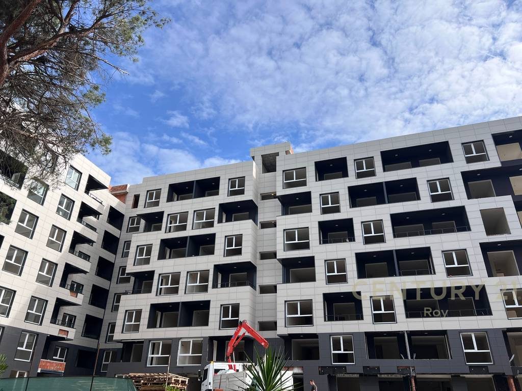 SHITET APARTAMENT 1+1 NE REZIDENCEN "MONTEVIDEO" TE MALI ROBIT.