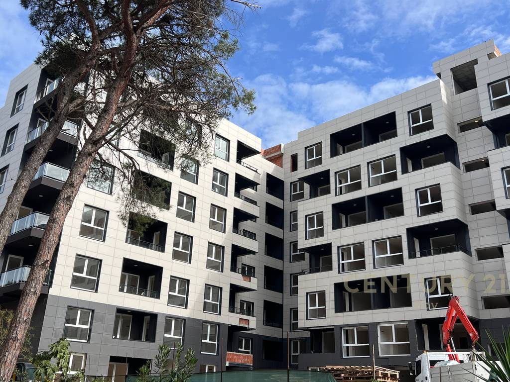SHITET APARTAMENT 1+1 NE REZIDENCEN "MONTEVIDEO" TE MALI ROBIT.