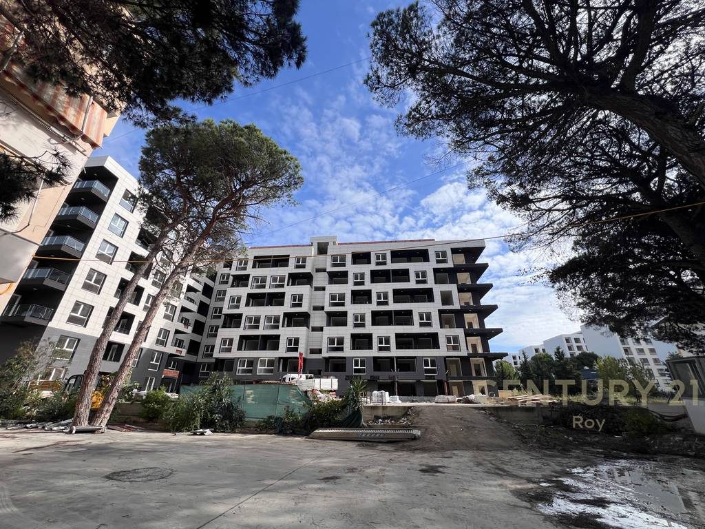 SHITET APARTAMENT 1+1 NE REZIDENCEN "MONTEVIDEO" TE MALI ROBIT.