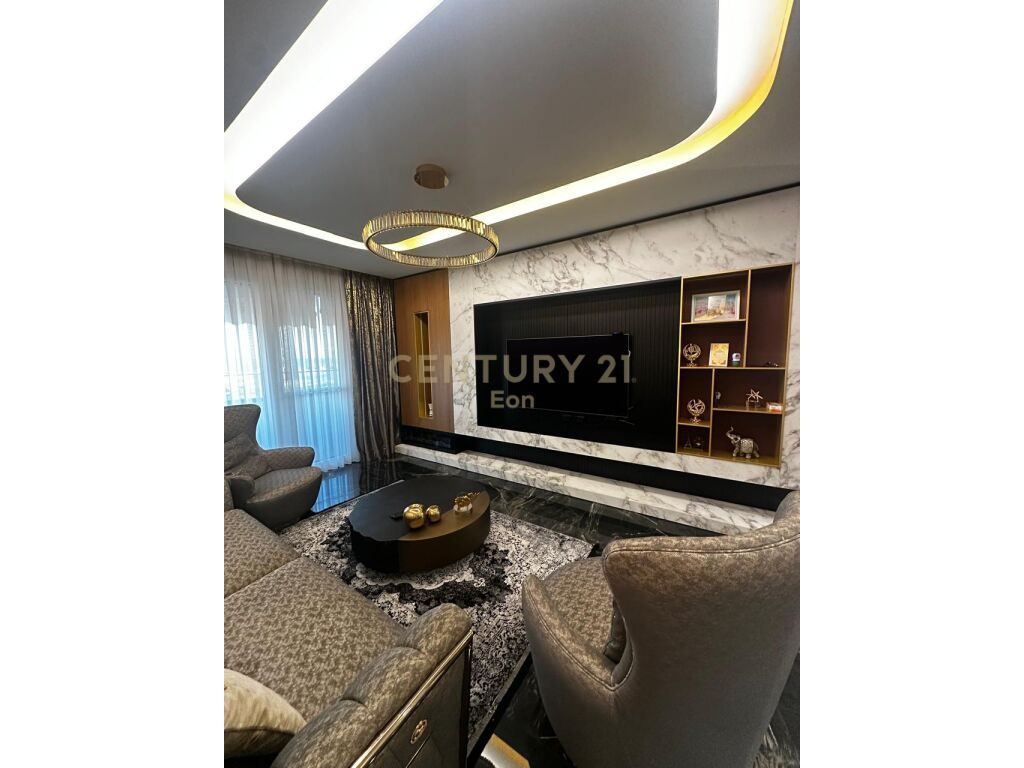 SHITET SUPER APARTAMENT LUXURY!