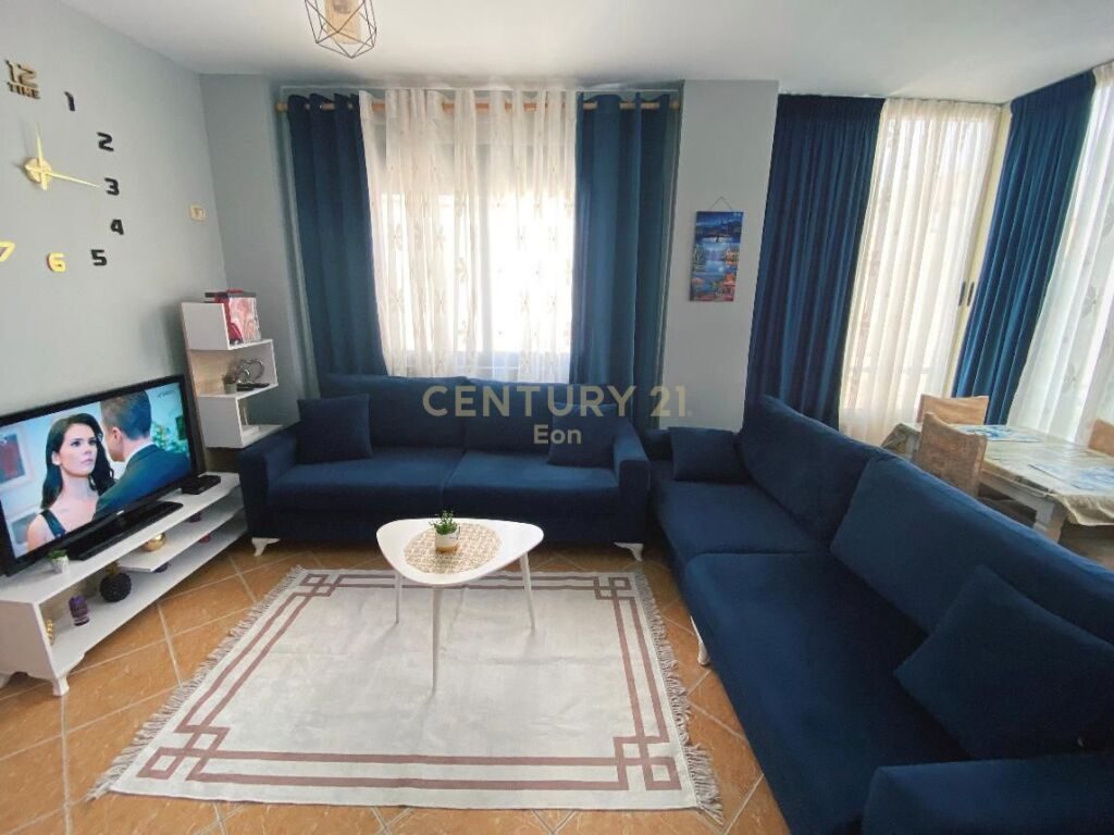 APARTAMENT 1+1 PER SHITJE NE GOLEM PRANE GRAND BLUE FAFA NE DURRES!