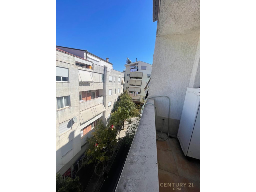 Apartament 3+1 Për Shitje në Kodra e Diellit, Tiranë - 270000€ | 135 m²