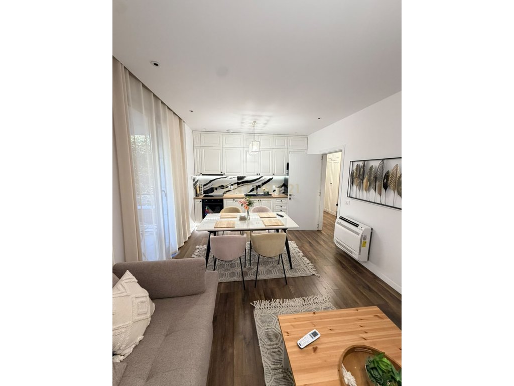 Apartament 2+1 Smart Home me qira - Rruga Naim Frashëri, pranë Rrugës së Ambasadave