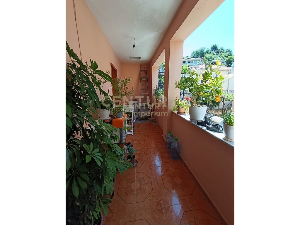 Apartament 3+1 për Shitje në Misto Mame