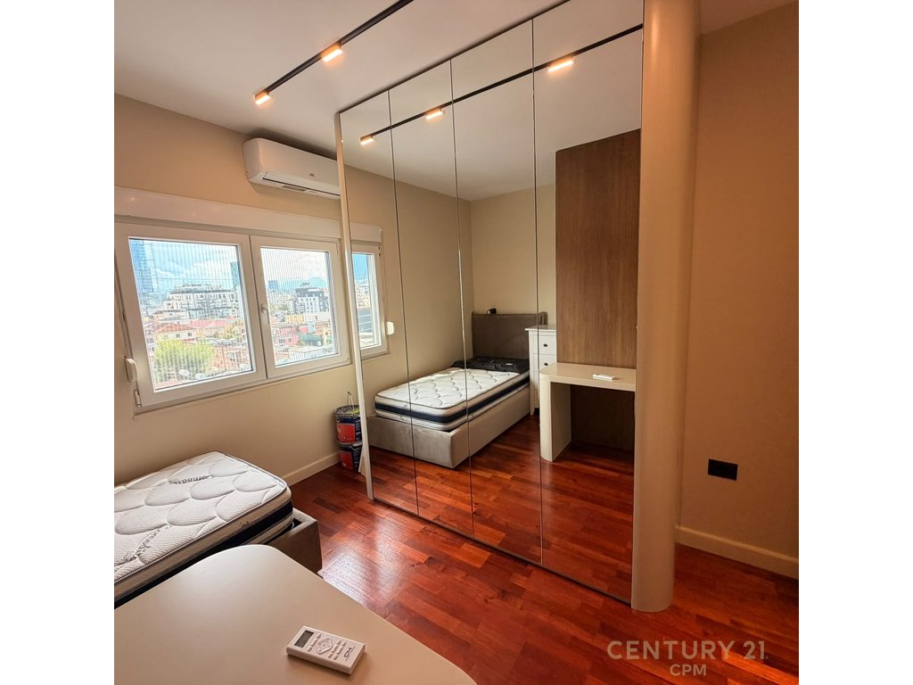 JAPIM APARTAMENT 2+1+2 ME QIRA TEK MINE PEZA!!!