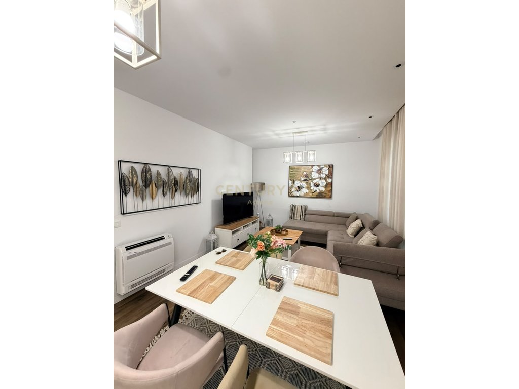 Apartament 2+1 Smart Home me qira - Rruga Naim Frashëri, pranë Rrugës së Ambasadave