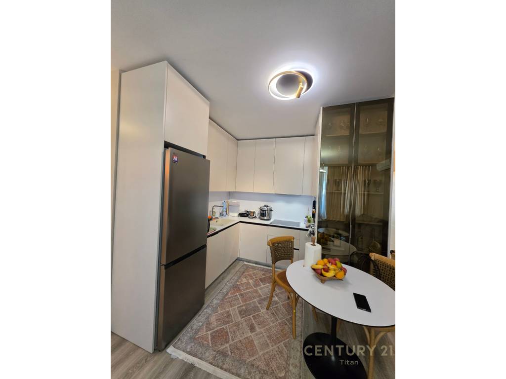 Shitet apartament 2+1+2 ne Fiori Di Bosko