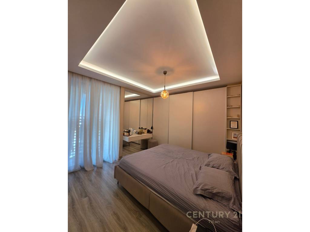 Shitet apartament 2+1+2 ne Fiori Di Bosko