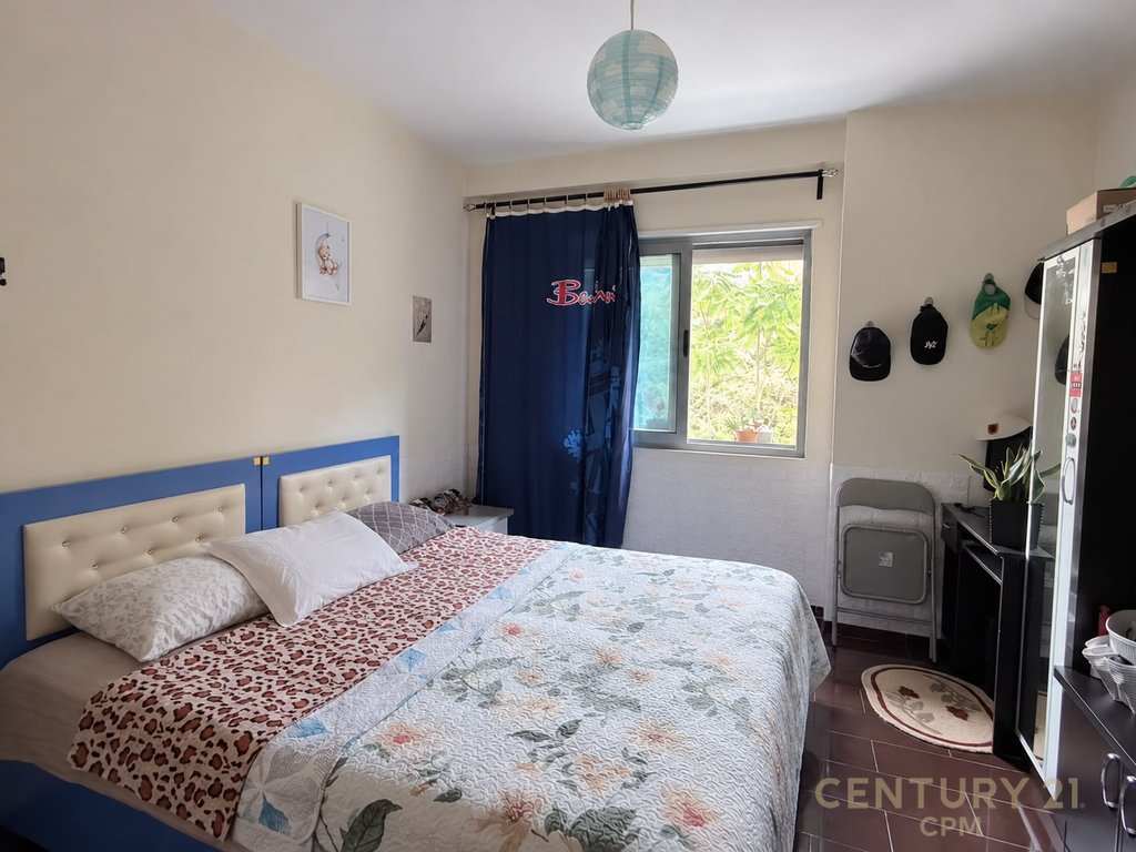 SHITET APARTAMENT 2+1+2 TEK KOPSHTI BOTANIK!