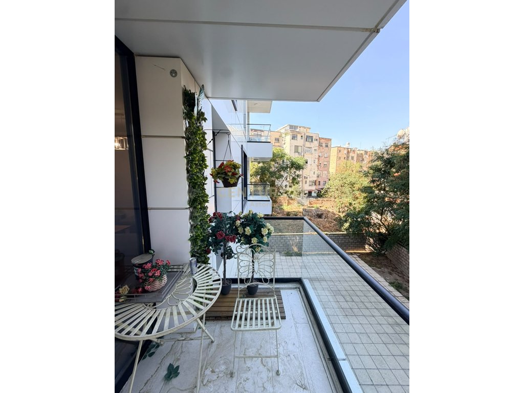 Apartament 2+1 Smart Home me qira - Rruga Naim Frashëri, pranë Rrugës së Ambasadave