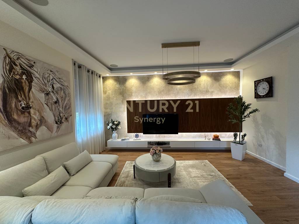 Apartament 2+1+2+ lavanderi + Post Parkimi per qira  tek Park Gate