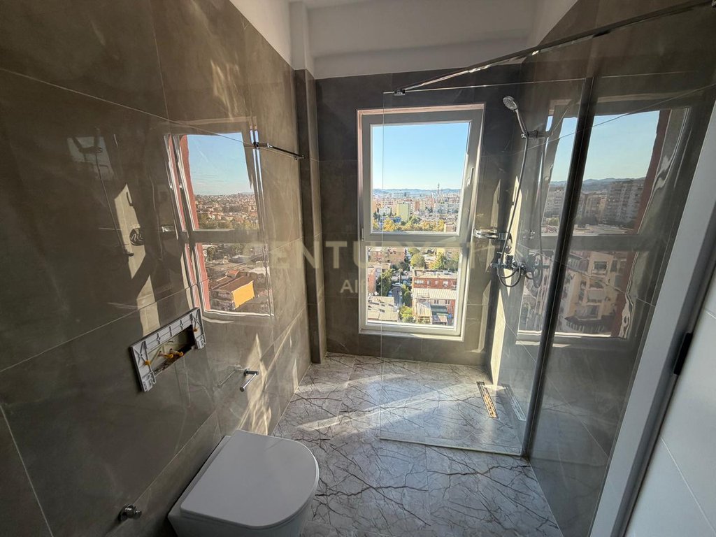 Apartament 1+1 per qira te Kompleksi Aura