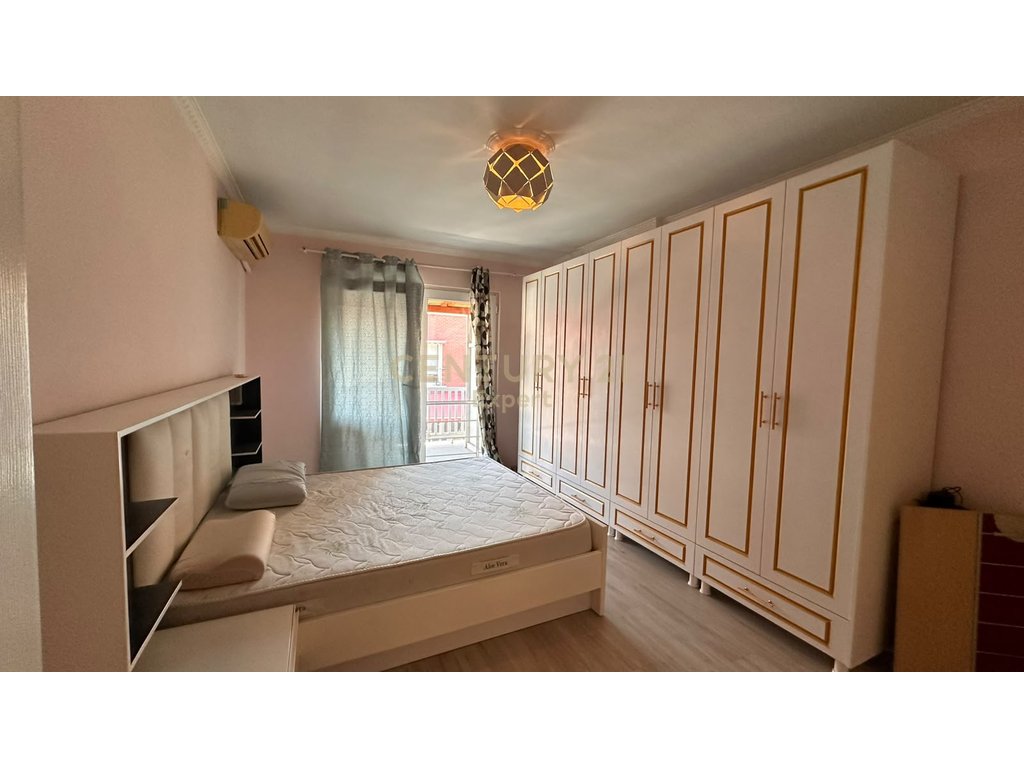 OKAZION – SHITET DUPLEX 4+1+3 NË LAPRAKË, TIRANË