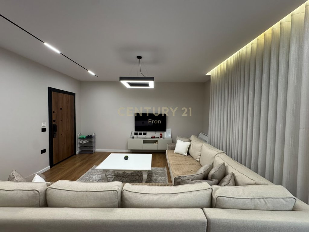 APARTAMENTE ARBNB PER QIRA PRANE XHEKO IMPERIAL NE BLLOK!