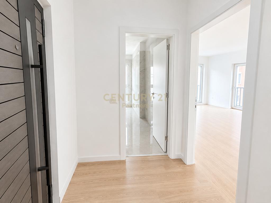 SHITET APARTAMENT 1+1 NË PALLAT TË RI, GATI PËR BANIM!