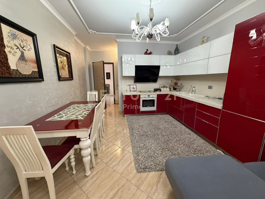Apartament 2+2 Për Shitje në Shkolla e Bashkuar, Tiranë - 210000€ | 104 m²