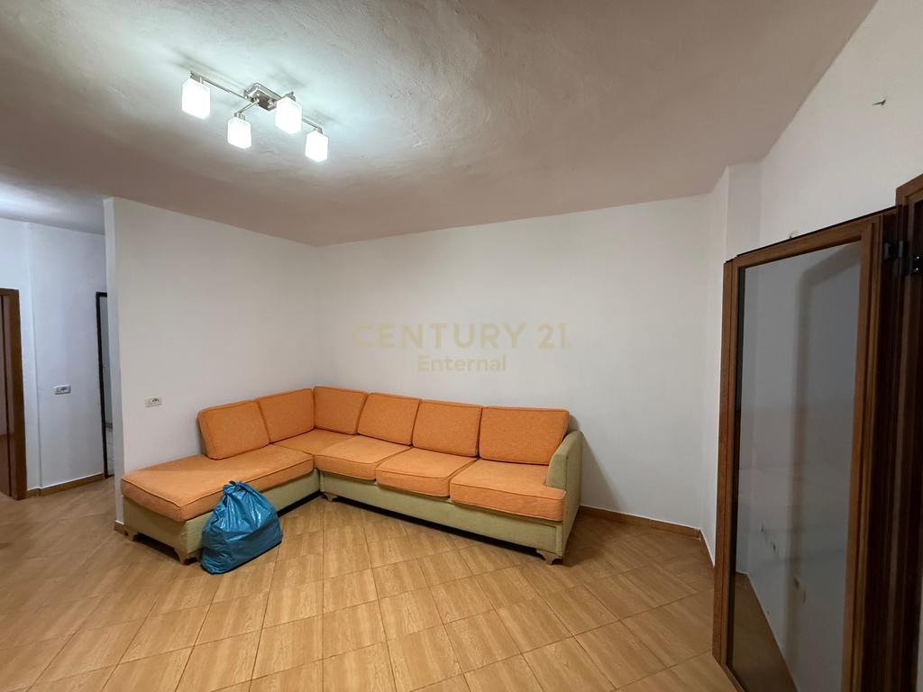 Apartament 1+1 per shitje tek 5-Maji