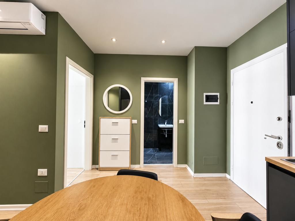 Jepet me Qira Apartamenti 1+1 tek Ish Parku (Kontakti)