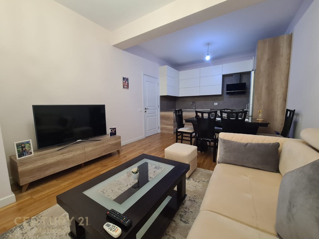 APARTAMENTI 2+1 TEK RRUGA E KAVAJES!