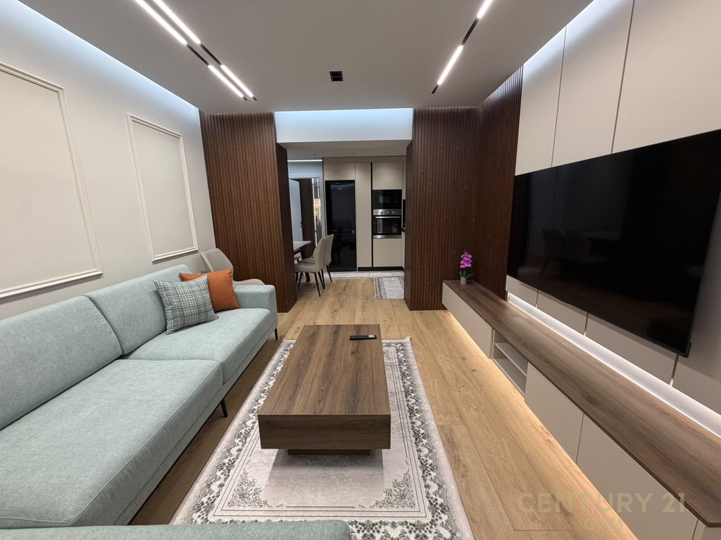 Apartament 2+1+2 Per Qira Prane Liceut Artistik!