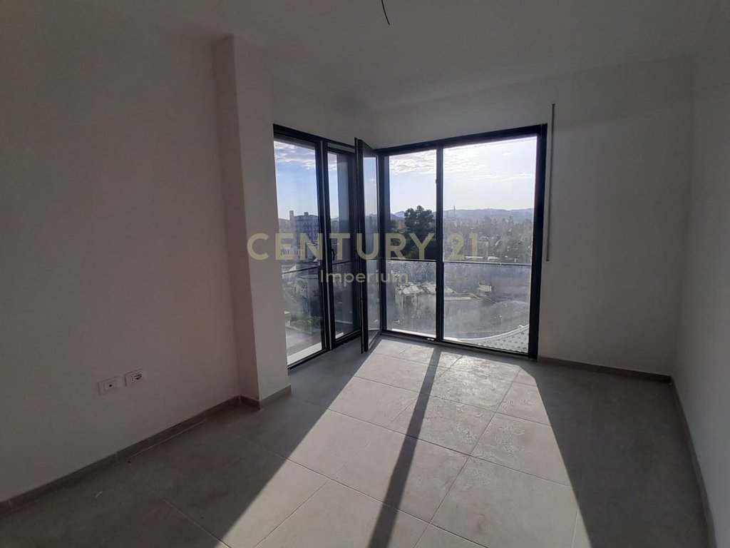 🏠 SHITET APARTAMENT 1+1 – PARALLEL LIVING, DON BOSKO. 13.200.000 ALL