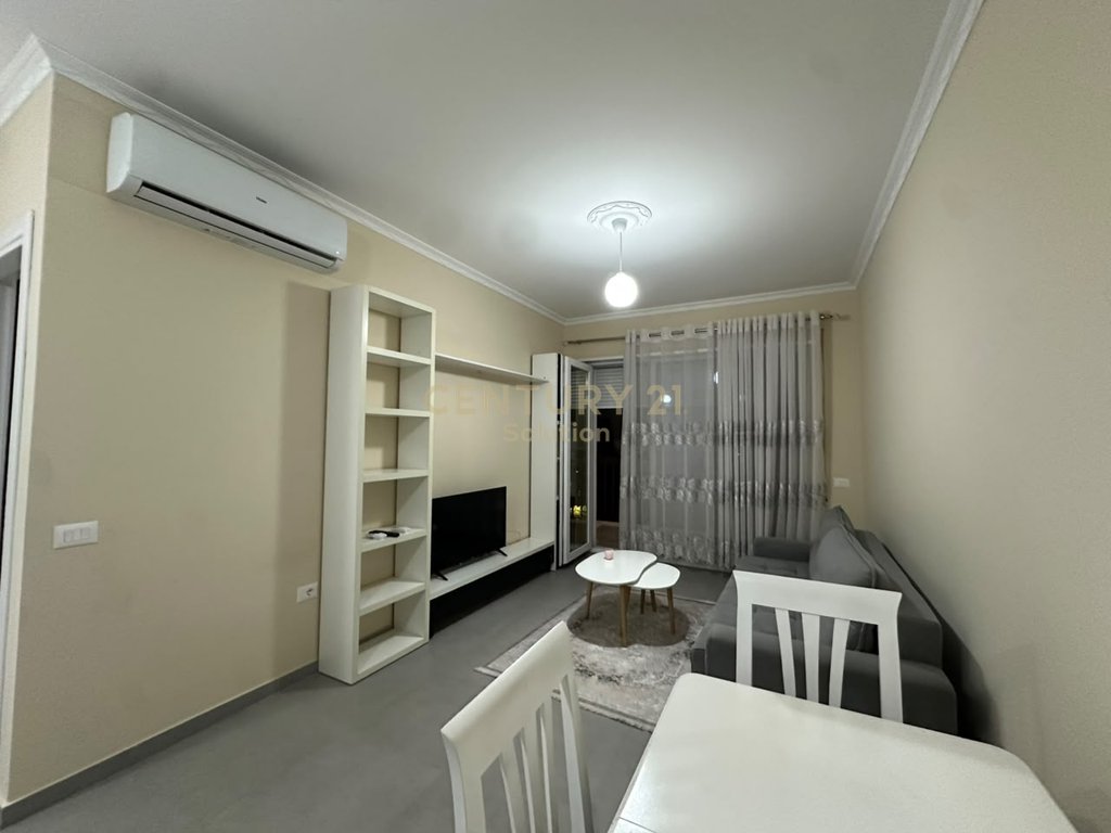 JEPET PER QIRA APARTAMENT 1+1 NE ASTIR !