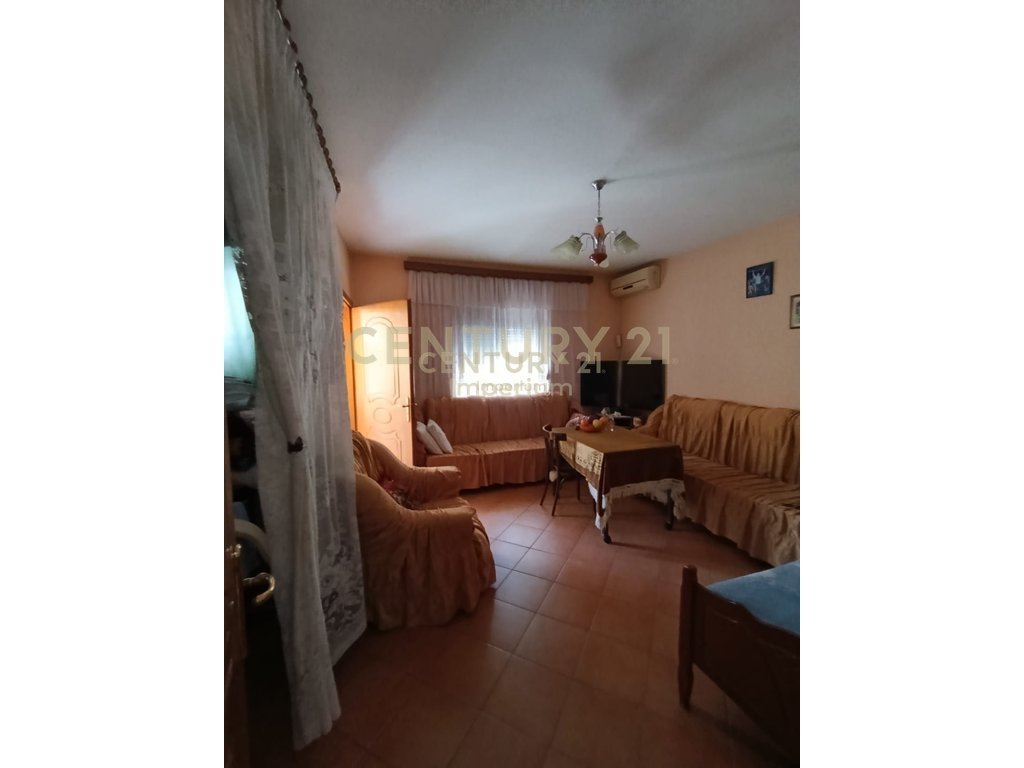 Apartament 3+1 për Shitje në Misto Mame