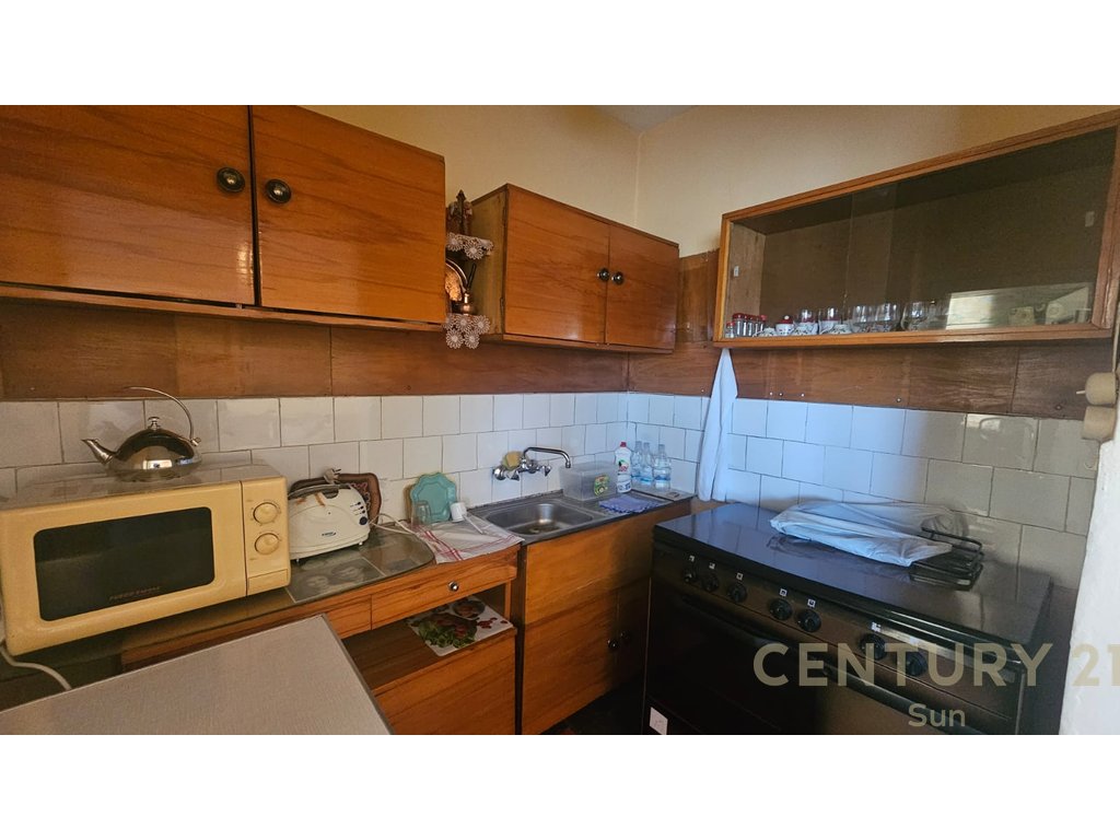 SHITET APARTAMENT 3+1 TEK PROFARMA